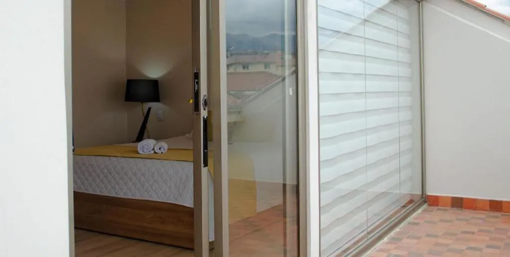 Hotel Brist0L Suites Centro Historico 쿠엔카