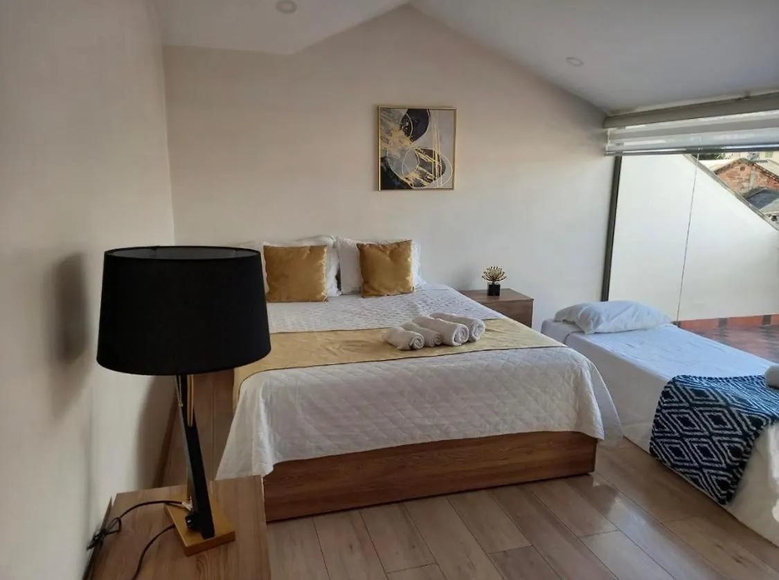 Hotel Brist0L Suites Centro Historico 쿠엔카