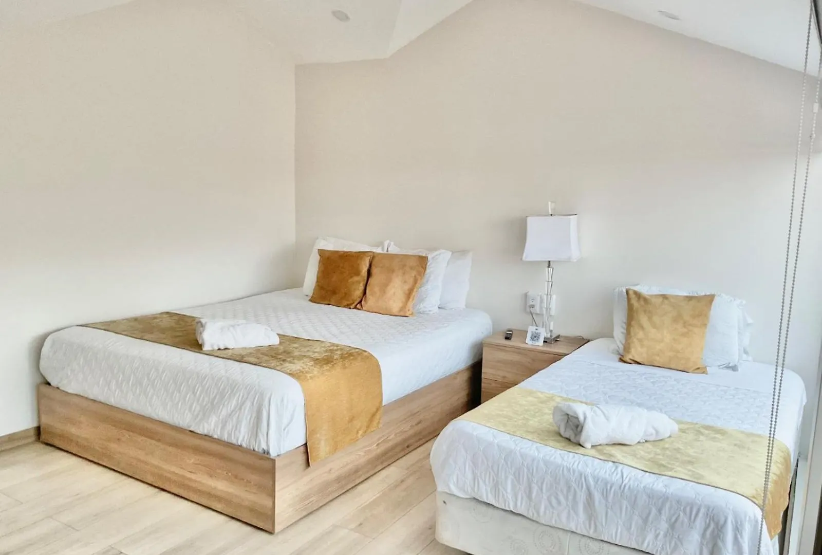 Hotel Brist0L Suites Centro Historico 쿠엔카