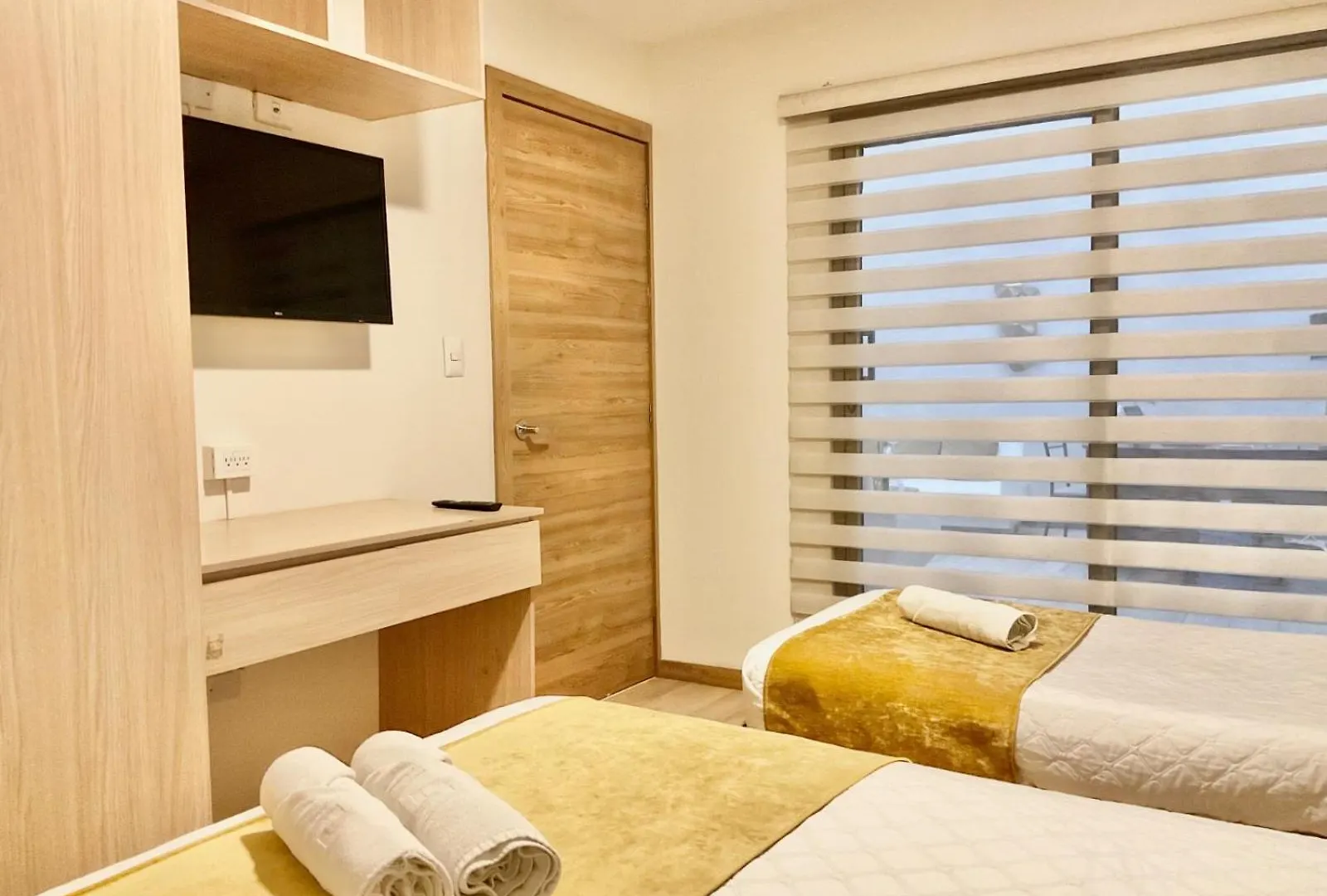 Hotel Brist0L Suites Centro Historico Cuenca Ecuador