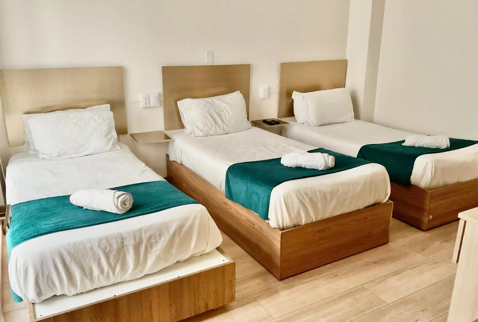 Apartment Hotel Brist0L Suites Centro Historico Cuenca